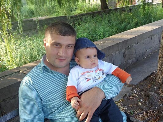  ,   Tigran, 46 ,  