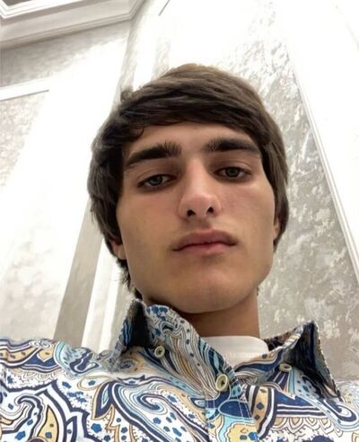  ,   Sam, 19 ,   ,   