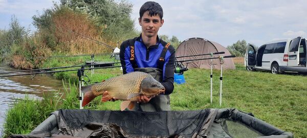  ,   Kmasikdinst, 23 ,   ,   