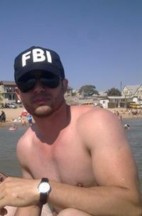  --,   Oskar, 43 ,   
