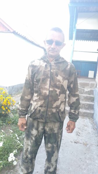  -,   , 52 ,  