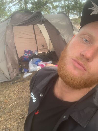  -,   Ronnie, 33 ,   ,   