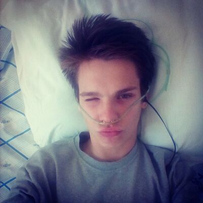  ,   Pavel, 25 ,   ,   , c 