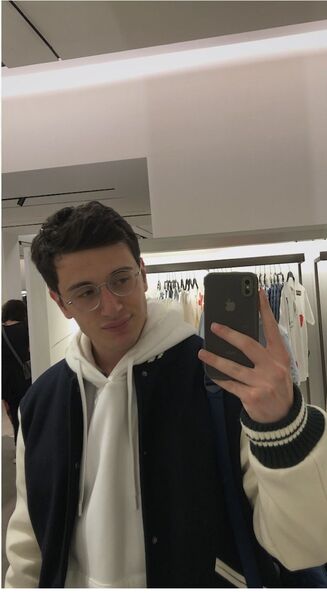  ,   Ali, 25 ,   ,   