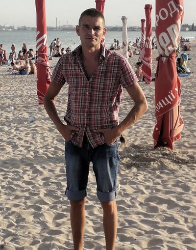  ,   Oleg, 46 ,   