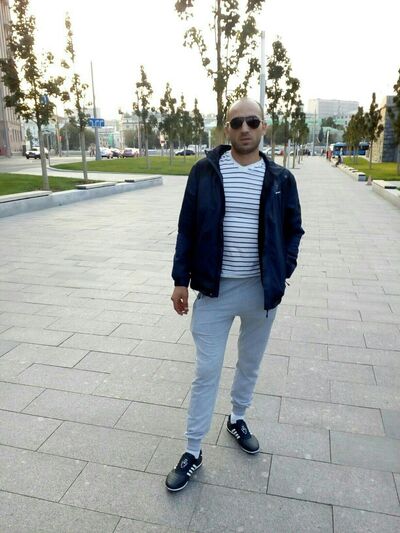  ,   Serj, 42 ,  