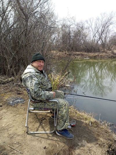  ,   Viktor, 63 ,   ,   