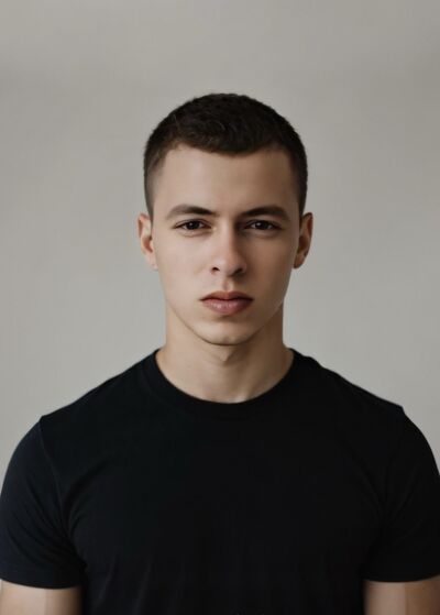  ,   Ruslan, 25 ,   ,   