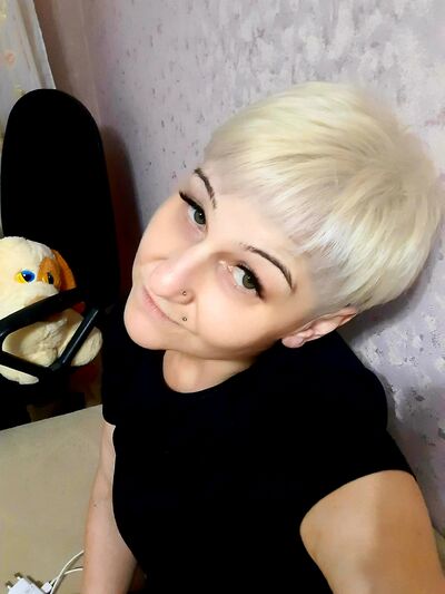  ,   Elena, 48 ,   ,   