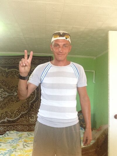  ,   Denis, 45 ,   ,   , c 