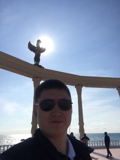  ,   Armani, 37 ,   ,   , c 