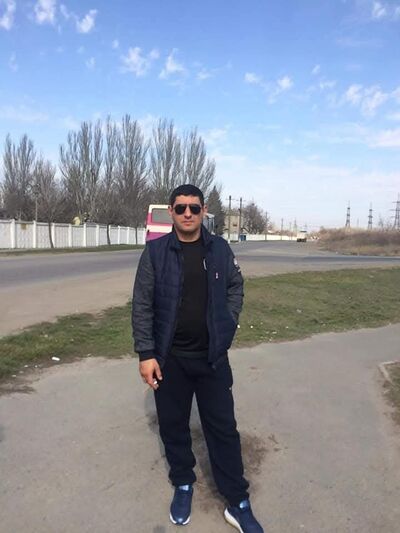  ,   Irakli, 44 ,   c 