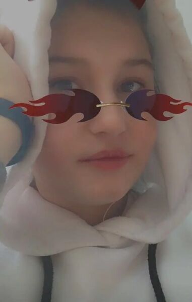   ,   No Name, 18 ,     , c 