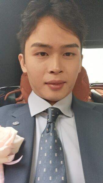  ,   Zhou, 24 ,   ,   