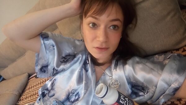  ,   Elena, 37 ,   