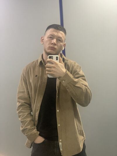  ,   Maksim, 23 ,   ,   