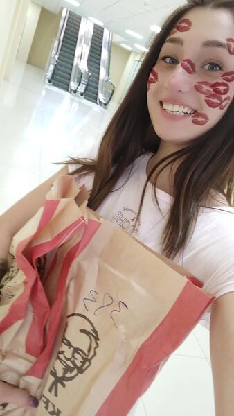  ,   Diana, 25 ,   