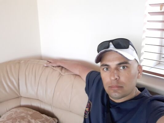  ,   Anton, 43 ,   ,   