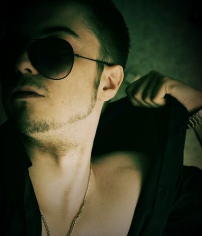  -,   Hakan, 37 ,   ,   