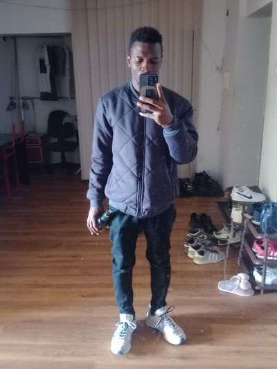  ,   Jean, 27 ,   ,   