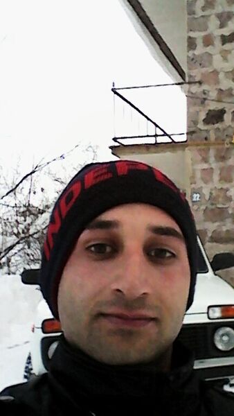  ,   Aram, 32 ,  