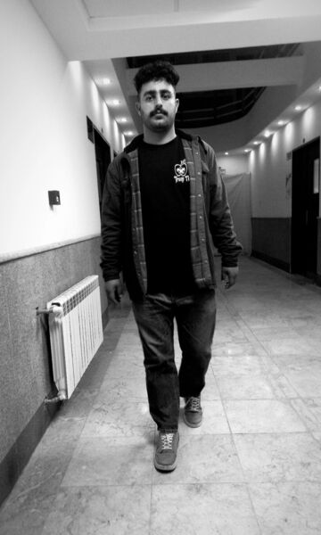  Bojnurd,   Momtane, 27 ,   ,   