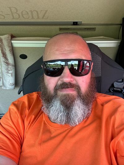   ,   Siarhei, 50 ,  