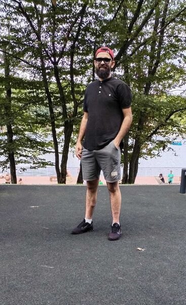  ,   Hussin, 32 ,   ,   