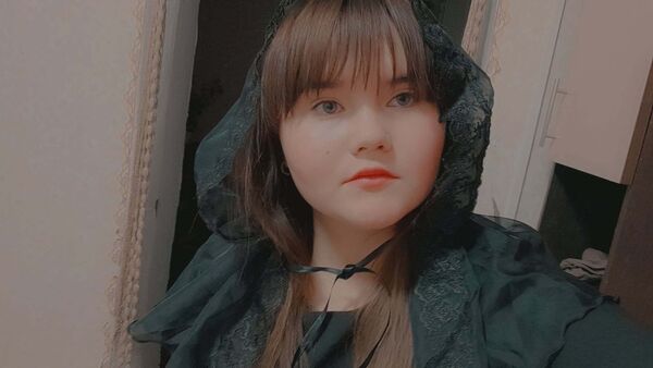  ,   Polina, 19 ,     , c 