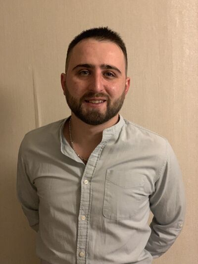  ,   Mustafa, 34 ,     , c 