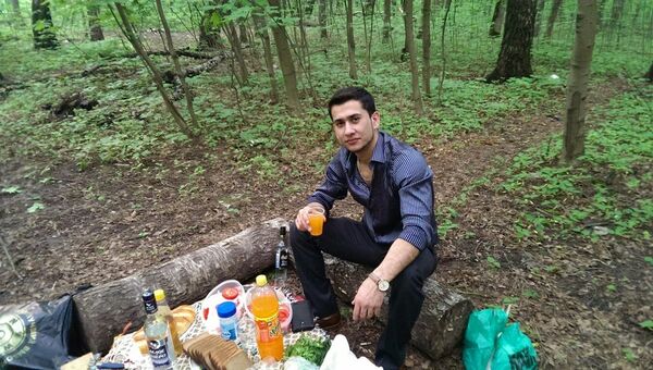  ,   Xasan, 35 ,   