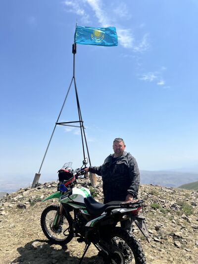  ,   Denis, 35 ,     , c 