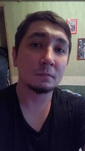  ,   Arthur, 37 ,   ,   