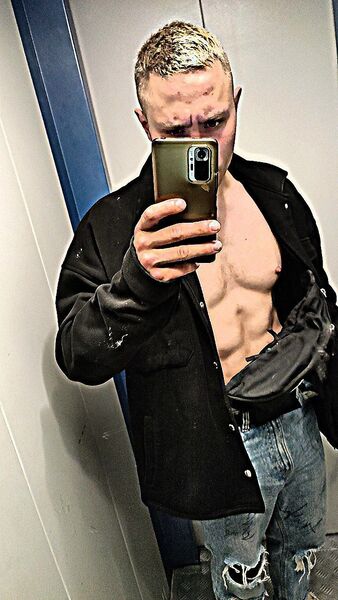  ,   Maksim, 23 ,   ,   , 