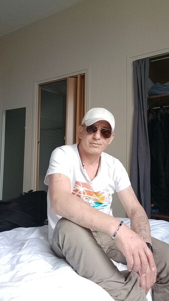  Gobelins,   Irakli, 43 ,   ,   