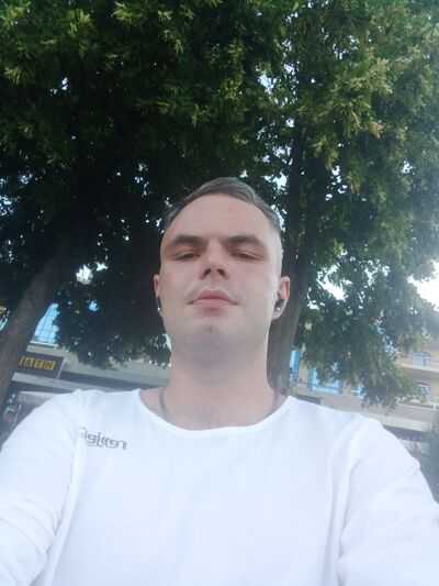  --,   , 28 ,     , c 