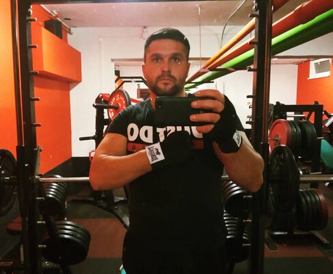  Praha,   Aleksandr, 37 ,   ,   