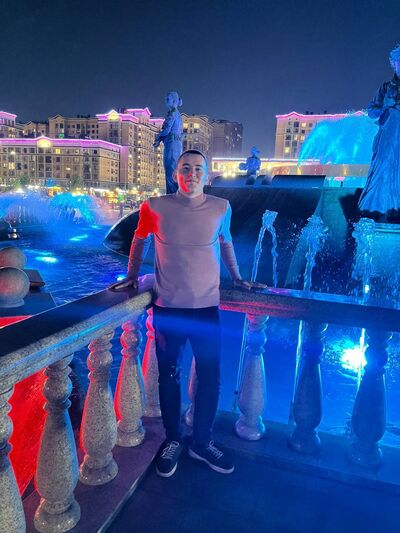  ,   Alex, 22 ,   ,   
