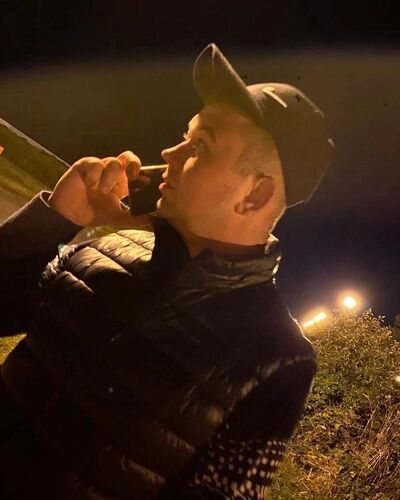  ,   Denis, 31 ,   ,   , c 