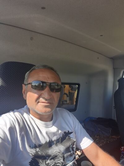  ,   Karen, 48 ,   ,   