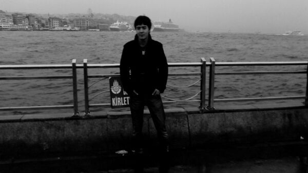  ,   Izzat, 33 ,   ,   , c 