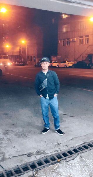  ,   Armen, 34 ,   ,   