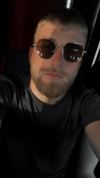  ,   Andrei, 24 ,   ,   , c , 