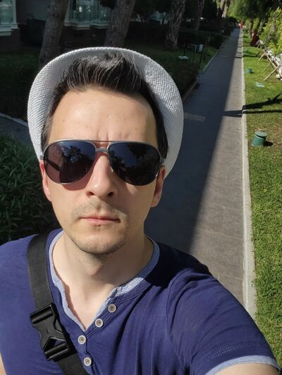  ,   Dima, 37 ,     