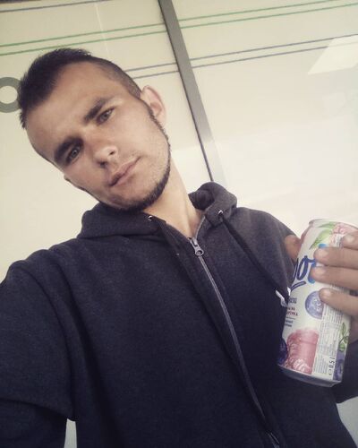  ,   Myroslav, 28 ,   ,   , c 