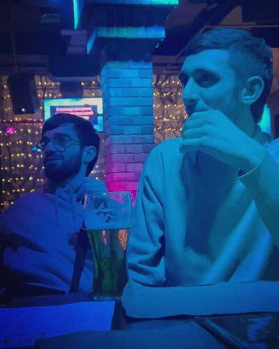  ,   Levon, 27 ,   ,   
