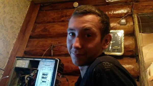  ,   Anton, 32 ,   ,   , c , 
