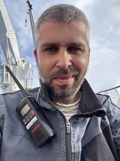  ,   Oleg, 37 ,   ,   , c 