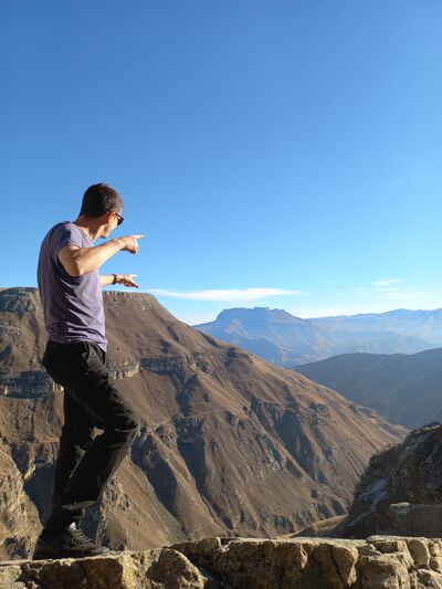  ,   Mikhail, 35 ,   ,   , c , 