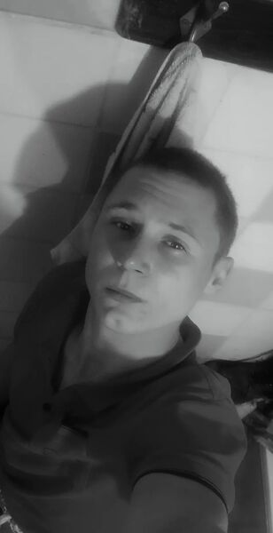  ,   Pavel, 26 ,   ,   